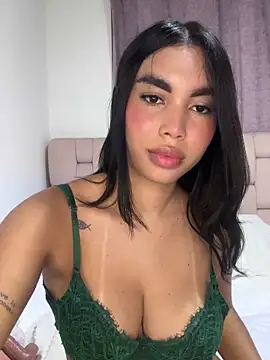 karolaalcendra online show from 10-02-25, 11:30