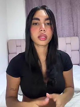 karolaalcendra online show from 10-10-25, 02:12