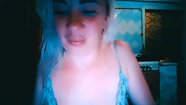 EmmaCat  online show from 06-26-26, 06:47
