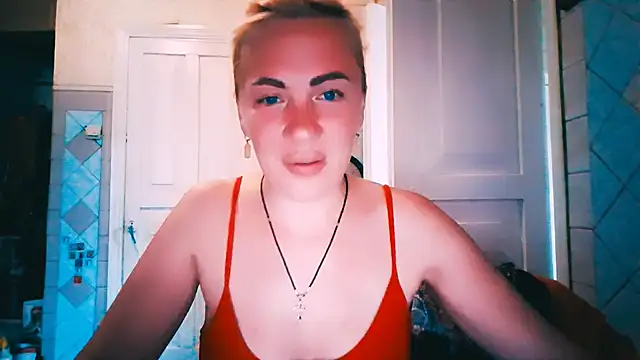 Snapshot of EmmaCat_ chatting on 06-09-26, 10:38 EmmaCat online show from 06-09-26, 10:38