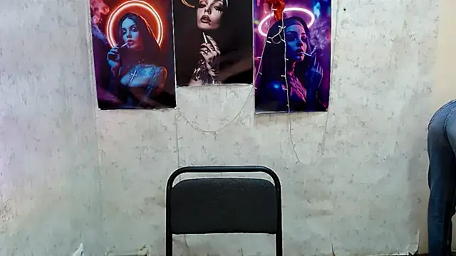 EmmaCat  online show from 02-26-26, 05:29