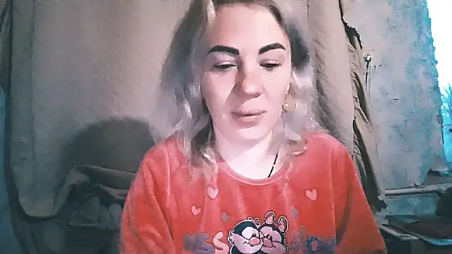 EmmaCat  online show from 11-09-25, 05:22