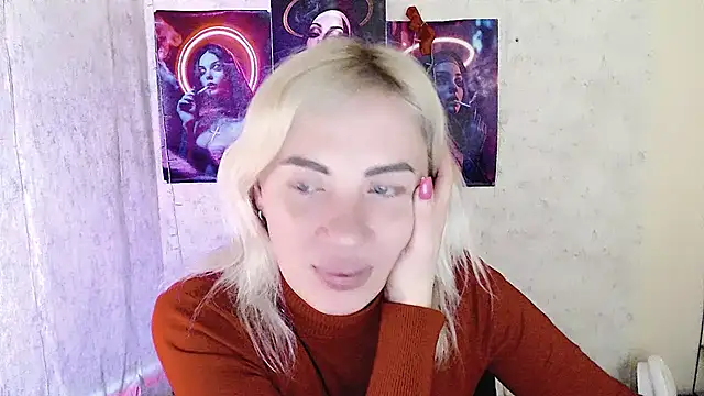 EmmaCat  online show from 02-08-26, 08:12