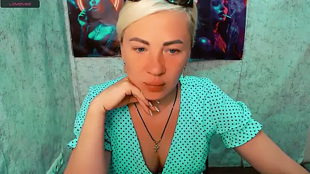 EmmaCat  online show from 06-21-26, 03:56