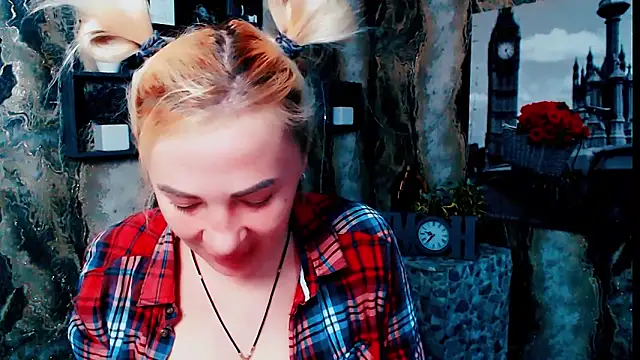 EmmaCat  online show from 03-01-26, 06:02