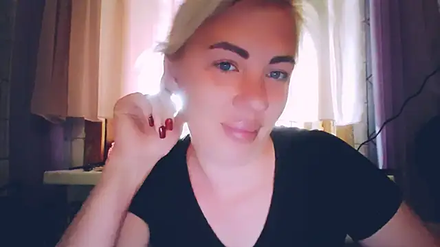 Snapshot of EmmaCat_ chatting on 05-20-26, 05:59 EmmaCat online show from 05-20-26, 05:59
