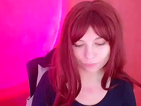 Snapshot of Alice_Gotica chatting on 10-09-25, 12:33 Alice Gotica online show from 10-09-25, 12:33