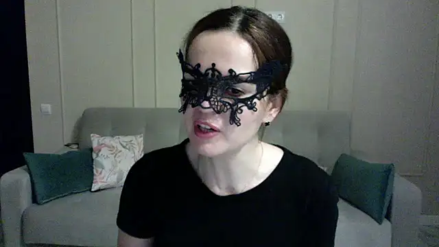 Myrisse online show from 10-23-25, 04:38