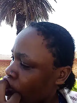 BlondieBitch online show from 02-10-26, 07:51