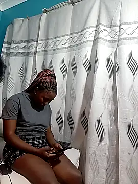 BlondieBitch online show from 11-06-25, 02:32