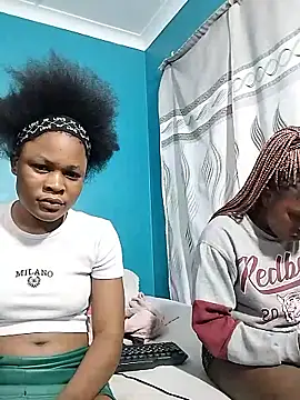 BlondieBitch online show from 11-05-25, 06:00