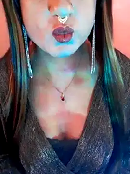 Cutie-Whiskey1 online show from 03-04-26, 10:01