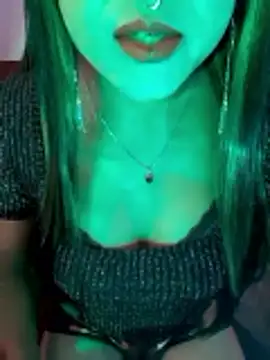 Cutie-Whiskey1 online show from 03-03-26, 08:54