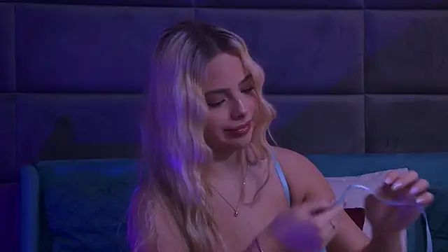 YssabelFox online show from 11-09-25, 03:16