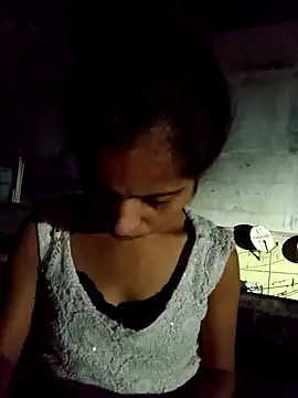 Snapshot of Saloni-Gupta chatting on 09-25-25, 08:59 Saloni-Gupta online show from 09-25-25, 08:59