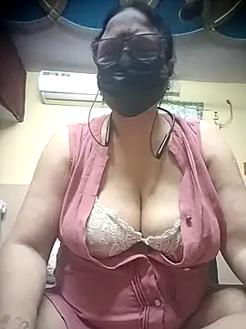 thehotlady online show from 04-18-26, 04:15