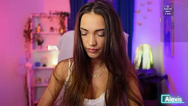 Snapshot of Alexis_Love_ chatting on 02-02-26, 07:24 Alexis Love online show from 02-02-26, 07:24