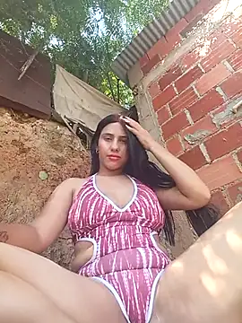 Snapshot of Katalella_Hott chatting on 09-23-25, 02:35 Katalella Hott online show from 09-23-25, 02:35
