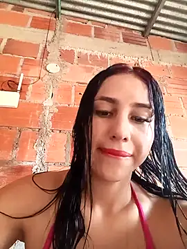 Snapshot of Katalella_Hott chatting on 10-01-25, 05:28 Katalella Hott online show from 10-01-25, 05:28