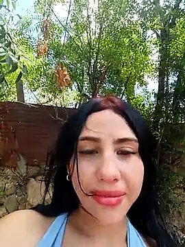 Snapshot of Katalella_Hott chatting on 09-20-25, 05:07 Katalella Hott online show from 09-20-25, 05:07