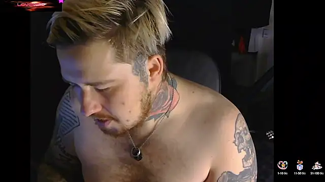 Snapshot of ThatAltGuy chatting on 10-16-25, 08:44 ThatAltGuy online show from 10-16-25, 08:44