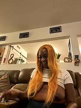 Snapshot of GoddessScott chatting on 10-19-25, 02:36 GoddessScott online show from 10-19-25, 02:36