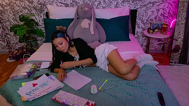 Snapshot of SaKura___777 chatting on 09-18-25, 02:53 SaKura 777 online show from 09-18-25, 02:53