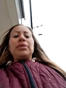 LaraCaliente online show from 10-09-25, 10:10