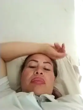 LaraCaliente online show from 03-13-26, 06:46