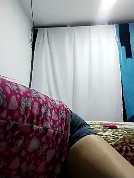 LaraCaliente online show from 03-10-26, 01:09