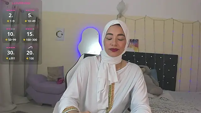 ShanaJamil online show from 05-06-26, 12:09