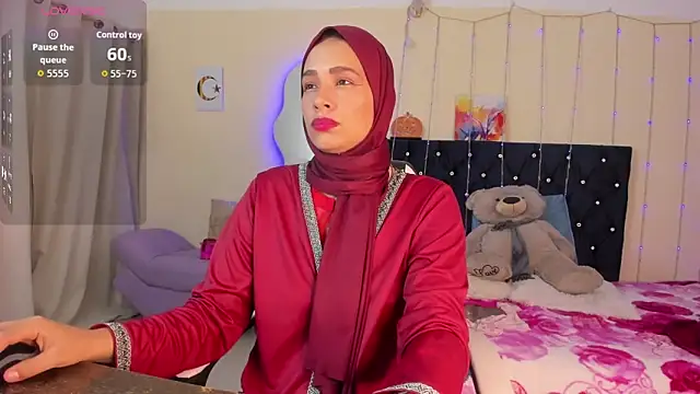 ShanaJamil online show from 04-21-26, 12:12