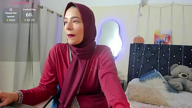 ShanaJamil online show from 04-06-26, 12:06