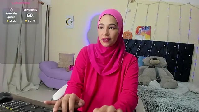 ShanaJamil online show from 04-27-26, 12:14