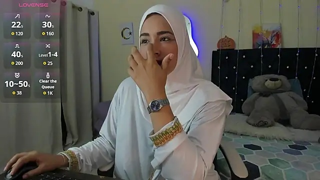 ShanaJamil online show from 04-08-26, 12:06