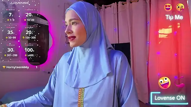 ShanaJamil online show from 10-10-25, 12:17