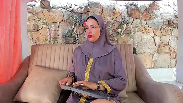 ShanaJamil online show from 07-22-26, 12:18