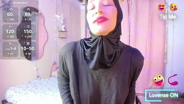 ShanaJamil online show from 11-28-25, 12:16