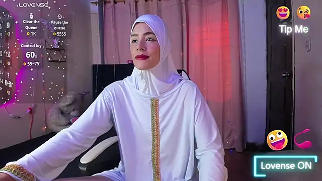 ShanaJamil online show from 02-09-26, 12:25