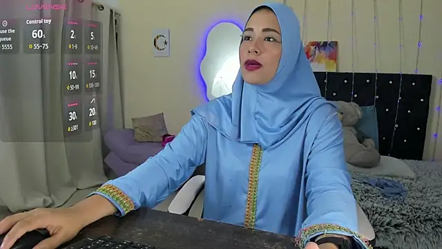 ShanaJamil online show from 05-14-26, 12:02
