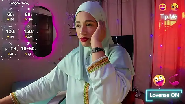 ShanaJamil online show from 10-11-25, 12:06