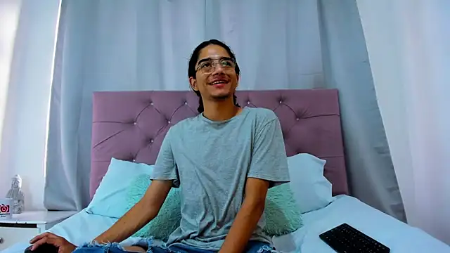 EthanBlackwoodd online show from 01-05-26, 08:01