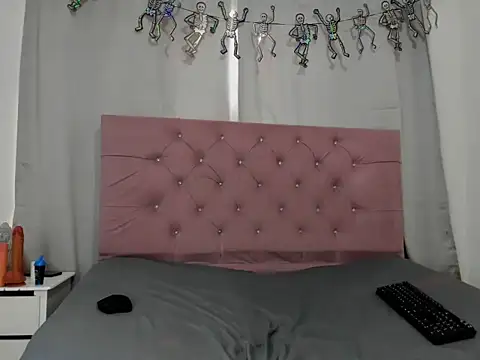 EthanBlackwoodd online show from 11-13-25, 07:29