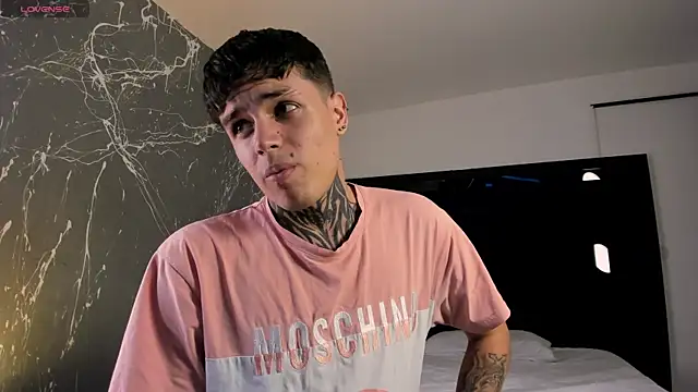 Declan-Fox online show from 10-20-25, 04:14