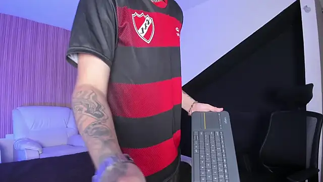 Declan-Fox online show from 10-07-25, 12:17