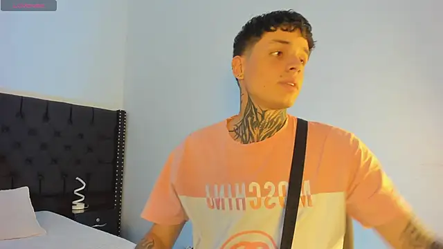 Declan-Fox online show from 11-02-25, 05:12