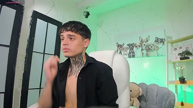 Declan-Fox online show from 11-10-25, 05:34