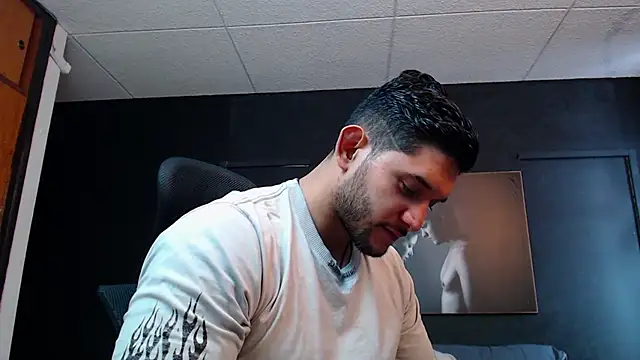 RichardMilleer online show from 01-08-26, 02:23