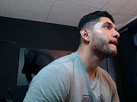 RichardMilleer online show from 11-11-25, 02:12