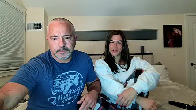 Snapshot of 3totangox chatting on 02-04-26, 02:50 3totangox online show from 02-04-26, 02:50